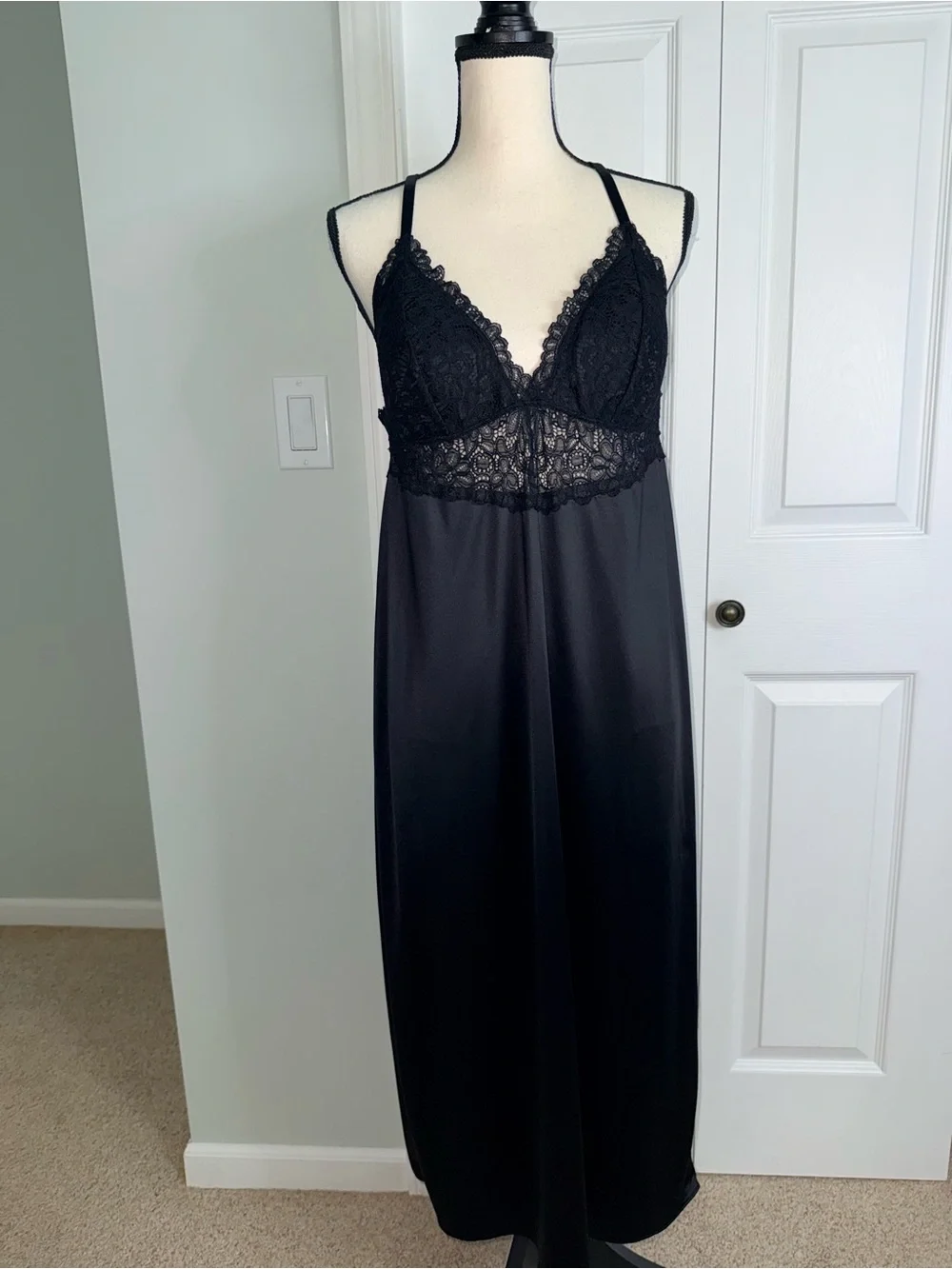 SOMA Black Lace Chemise Maxi Nightgown Slip Dress Strappy Racerback Sz L